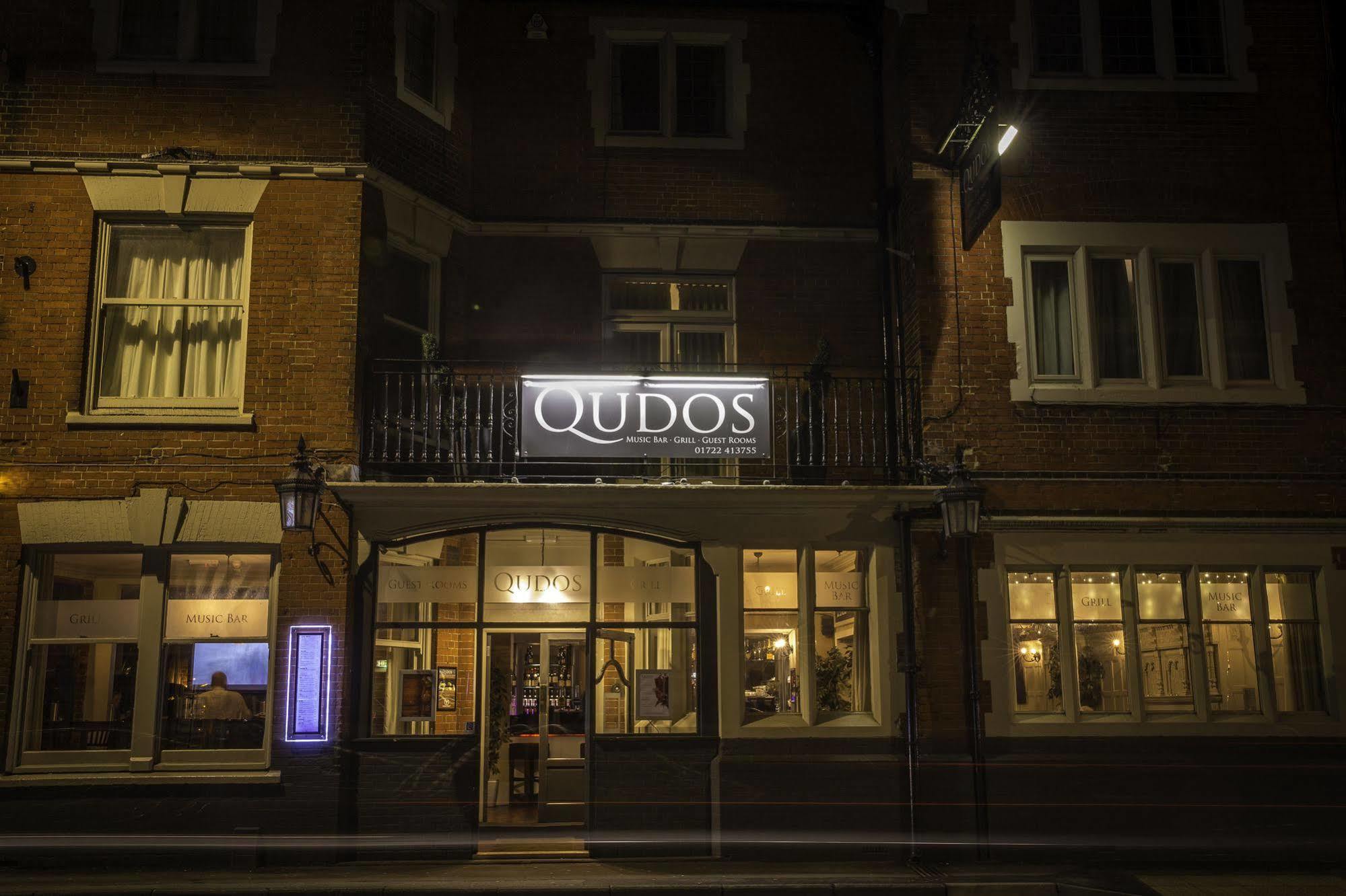 Qudos Hotel ซอลส์บรี ภายนอก รูปภาพ